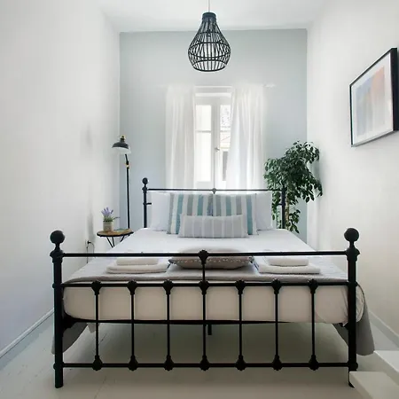 Classic Corfiot Town House Дом отдыха