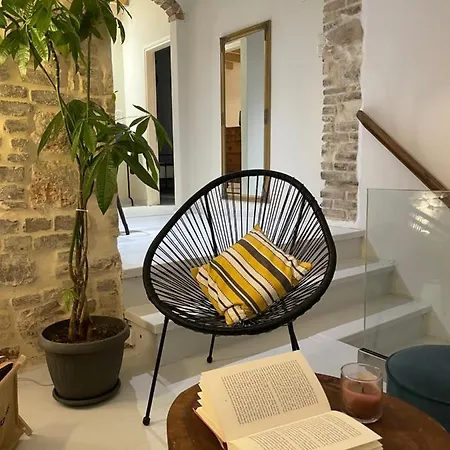 Classic Corfiot Town House *